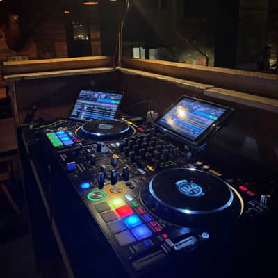 Pioneer DDJ-1000SRT 4-Channel Serato DJ Controller 2019 - Present - Black image 3