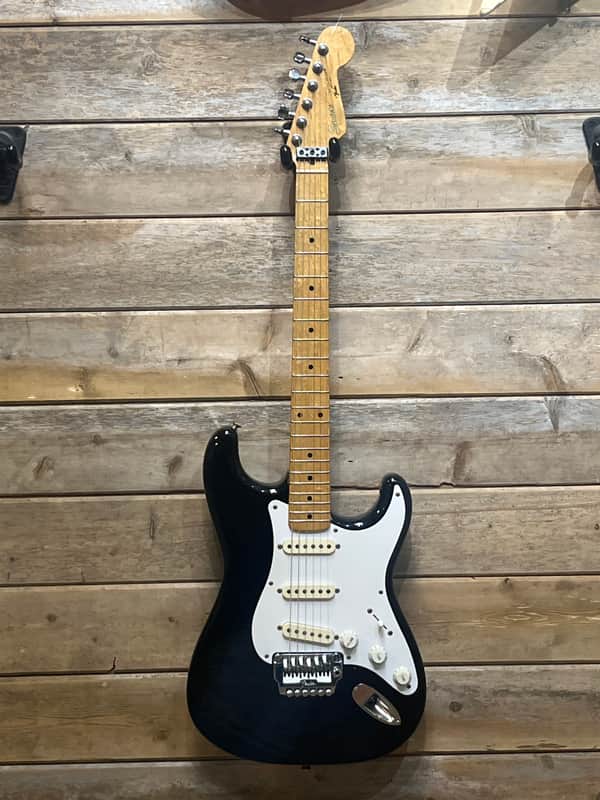 Squier MIJ Stratocaster  1987 - Black image 1