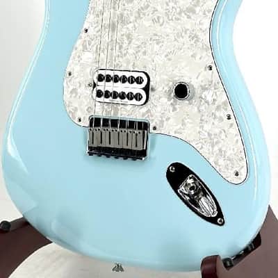 Fender Tom Delonge Artist Series Stratocaster Electric Guitar -Daphne Blue Ser# MX23135021 image 3