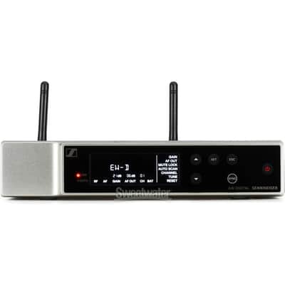 Mint Liquid Audio Sennheiser EW-D 835-S Set (R4-9) All-in-one Wireless Microphone System Bundle w/Pig Hog PHM10 8mm Mic Cable, 4-Pack Blucoil AA Batteries Polishing Cloth image 3