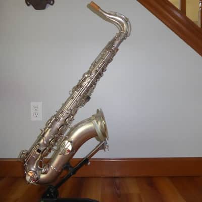 King TENOR SAXOPHONE 1924 - SILVER SATIN image 2