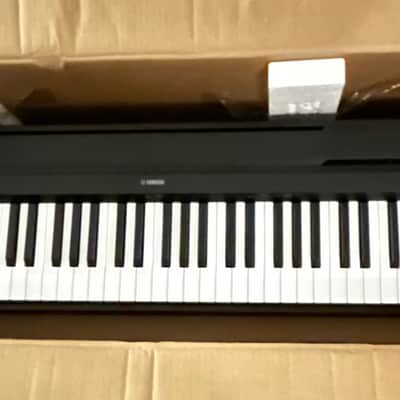 Yamaha Yamaha P-71 88 2015 - Excellent image 6