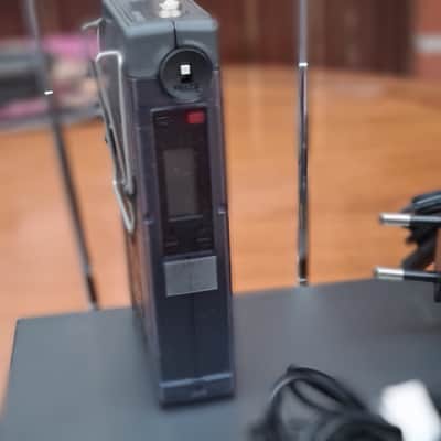Sennheiser Diversity Receiver EM 300+SK300 Transmitter image 8