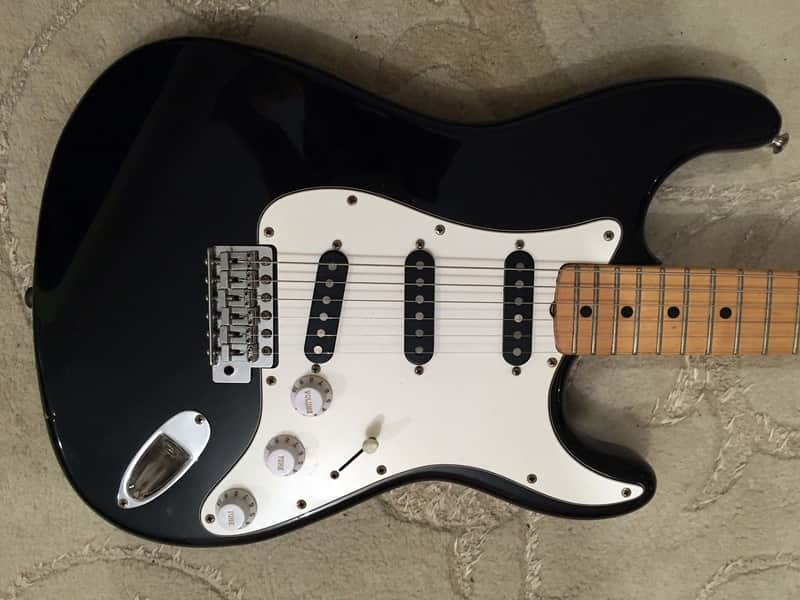 Aria Pro II ST400 Stratocaster Matsumoku 1978 Black with case image 1