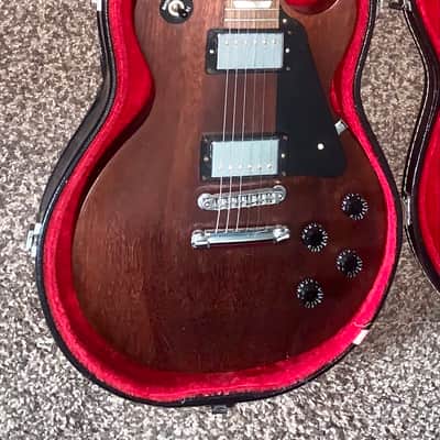 2007 Gibson Les Paul Studio    Worn Walnut Brown electric guitar made in the usa image 12