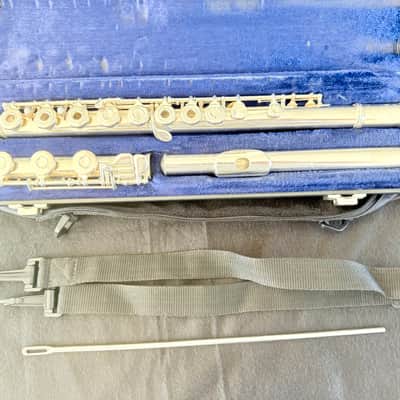 Gemeinhardt 3SHB/Model V Intermediate Flute - Custom Silver SY51 Head, Open Hole, B Foot - Fresh Service, Ready To Play! image 9