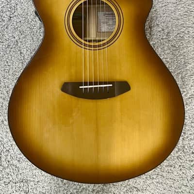 Breedlove Artista Pro Concert CE Acoustic Electric Guitar, Burnt Amber - B-Stock image 6