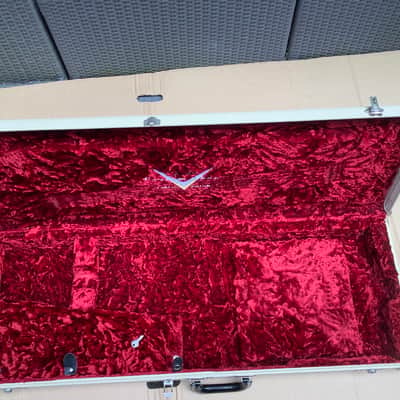 Fender Custom shop limted edition strat stratocaster guitar case hardcase 2 color version made in USA image 2