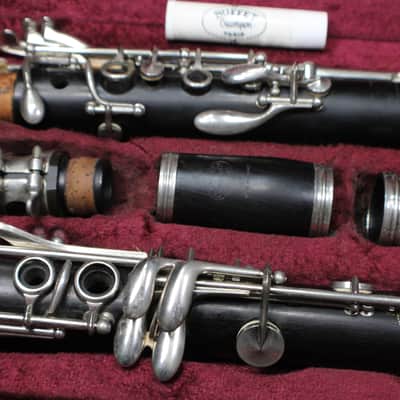 A Buffet Crampon Professional R-13 Grenadilla Wood 3Bb Clarinet in it's Original Case 9 C image 3