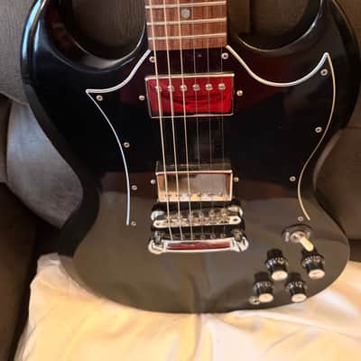 Gibson SG Special, 2008, Gloss Ebony Mahogany Body, Rosewood Fretboard with upgraded Gibson Chrome Covered 57 Classic Pickups. Comes with Gibson Soft Padded Case. image 2
