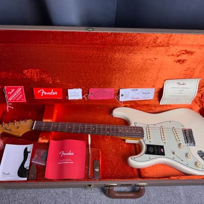 Fender American Vintage II 1961 Stratocaster 2023 - Olympic White image 8