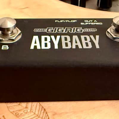 The GigRig ABY-Baby Dual Amplifier Switch Pedal (Phase Control & Isolation) V1 image 2