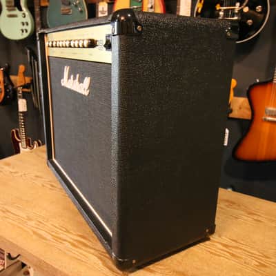 Marshall DSL40C 2-Channel 40-Watt 1x12" Guitar Combo 2012 - 2017 - Black image 3
