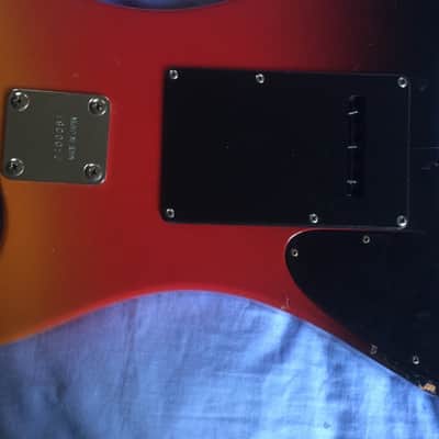 Quest Atak 5 1984 2 Tone Sunburst image 6