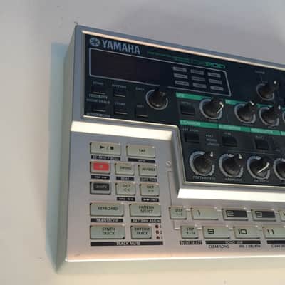 Yamaha DX200 image 3