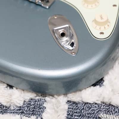Fender Vintera '60s Stratocaster with Pau Ferro Fretboard 2019 - 2023 - Ice Blue Metallic image 6