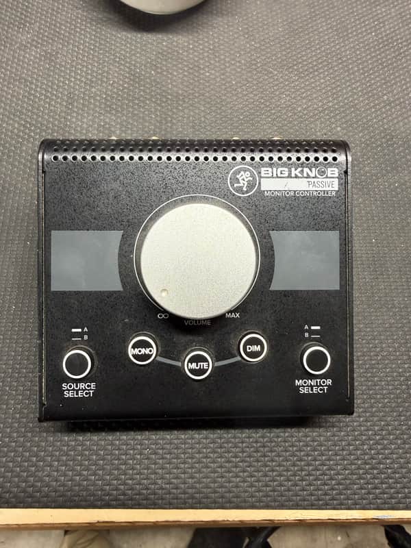 Mackie Big Knob Passive Monitor Controller 2017 - Present - Black image 1