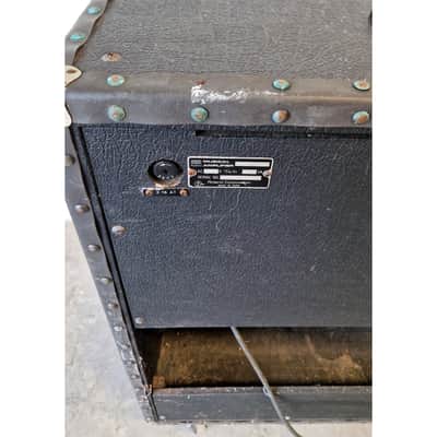 Roland Jazz Chorus 160 - Guitar Amplifiers - Good w/ wheels on image 13