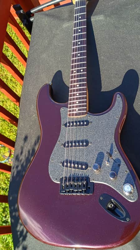 Squire Stratocaster Bild 1