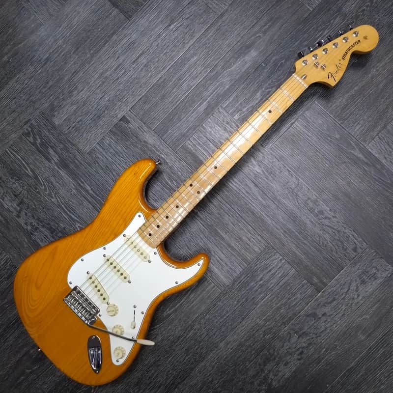 Fender Vintera '70s Stratocaster with Maple Fretboard 2019 - Aged Natural