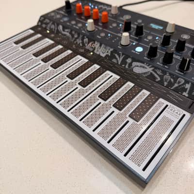 Arturia MicroFreak 25-Key Algorithmic Synthesizer 2019 - Present - Black