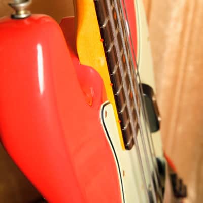 Fender Custom Shop LTD '64 Jazz Bass Journeyman Aged Fiesta Red Pre-Owned image 13