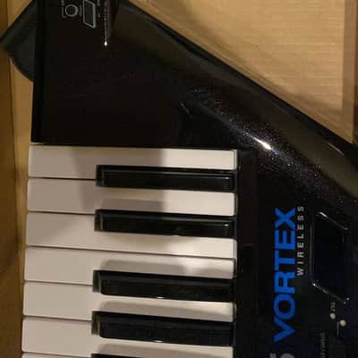 Alesis Vortex Wireless 2 Keyboard Controller 37 Key USB Keytar image 8