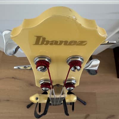 Vintage 1982 Ibanez MC924-PW Musician Bass - Polar White image 6