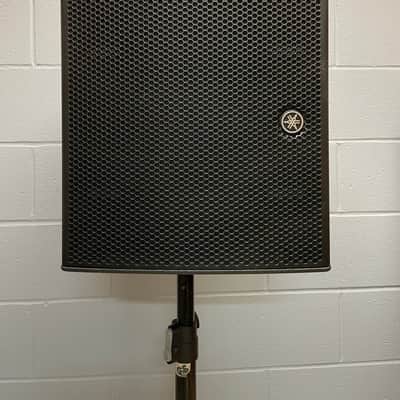 Yamaha DHR12M 1000-Watt Coaxial 12" Active Floor Monitor Loudspeaker image 1