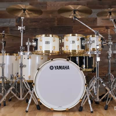 YAMAHA PHOENIX PHX 6 PIECE DRUM KIT, POLAR WHITE WITH GOLD FITTINGS image 2