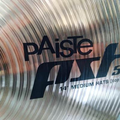 Paiste PST5 14" hi-hats & 20" Ride Cymbal image 11