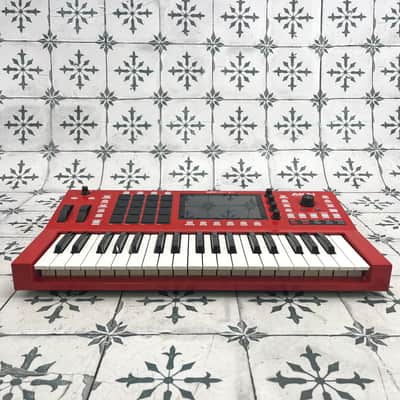 Akai MPC Key 37 Standalone Workstation Synthesizer image 4