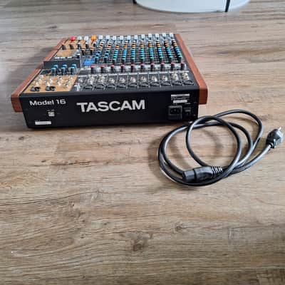 TASCAM Model 16 Multitrack Recorder / Mixer / Audio Interface 2019 - Present - Black with Wood Cheeks image 3