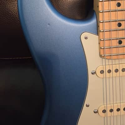Fender American performer 2023 - Lake Placid blue image 6