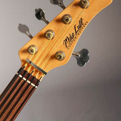 Mike Lull P5 Fretless image 9