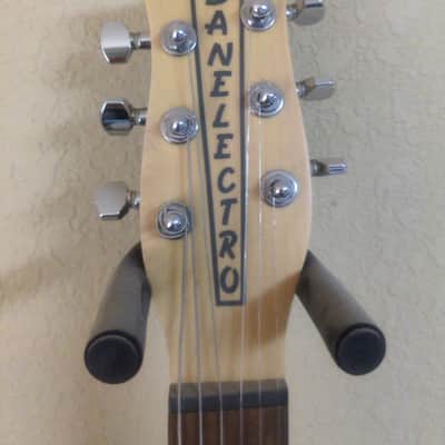 ​Danelectro Hodad with Tremolo -Red Pearl - (Made in Korea) - Upgraded Gotoh Tuners image 3