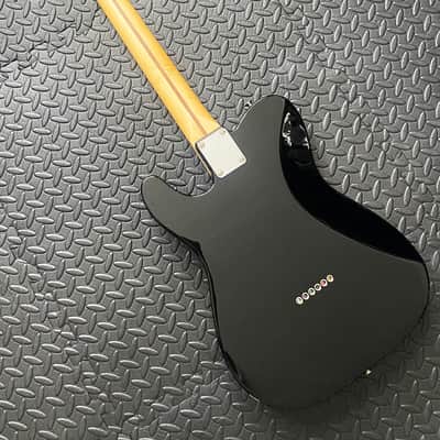 Fender 2024 Collection, Made in Japan Hybrid II Telecaster® - Gloss Black image 3
