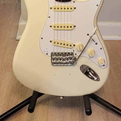 1983-84 Fender Japan Squire '72 Reissue Stratocaster CST-398 SQ Serial MIJ - Olympic White w/HSC