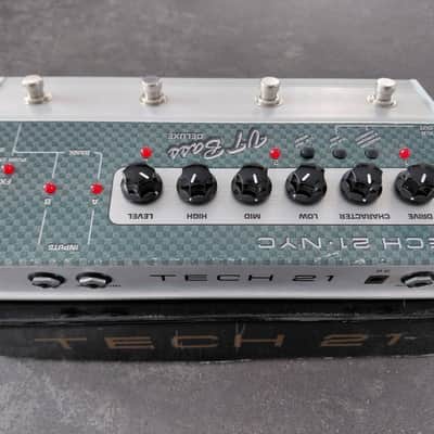 Tech 21 VT Bass Deluxe 2010s - Brushed Aluminum image 3