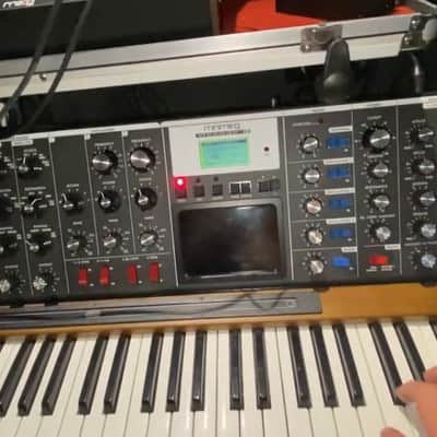 Moog Minimoog Voyager XL 61-Key Monophonic Synthesizer 2010 - Black with Wood Cabinet