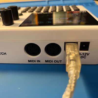 Isla Instruments Kordbot works great slightly scuffed screen low price image 2