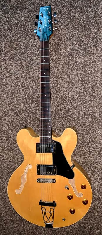 Vantage Electric hollow body Jazz Box 670 n natural electric guitar image 1