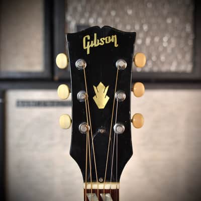 Gibson Southern Jumbo Deluxe Cherry Sunburst 1969 image 2
