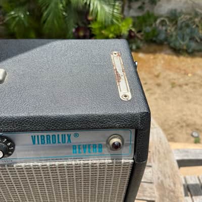 1977 Fender Vibrolux Reverb 2-Channel 35-Watt 2x10" Guitar Combo Amp Silverface image 3