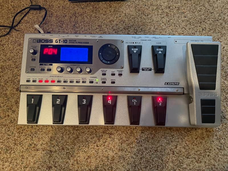 Boss GT-10
