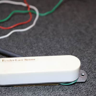 Vintage Early 1990s Lace Sensor Gold Pickup - No Tariffs image 4