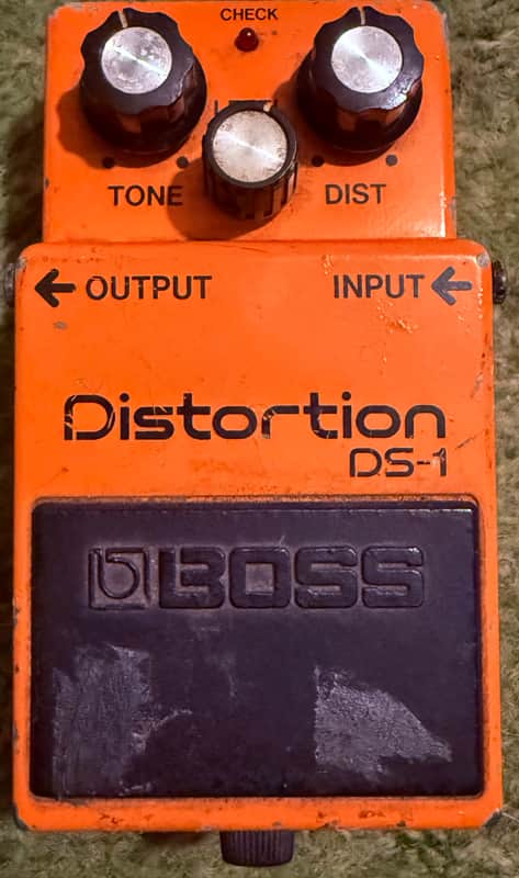 Boss DS-1 Distortion