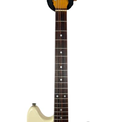 Fender Japan 66’ Reissue Mustang 2002-2004 - Vintage White image 7