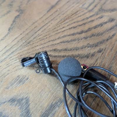 Shure UT Wireless lavalier microphone system, 774.400 MHz image 3