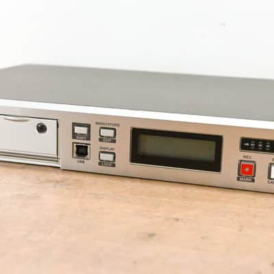 Marantz PMD560 Audio Recorder CG013DW image 3